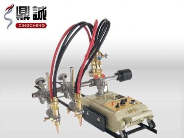 點(diǎn)擊查看詳細(xì)信息<br>標(biāo)題：雙頭多頭火焰切割機(jī) 閱讀次數(shù)：4722