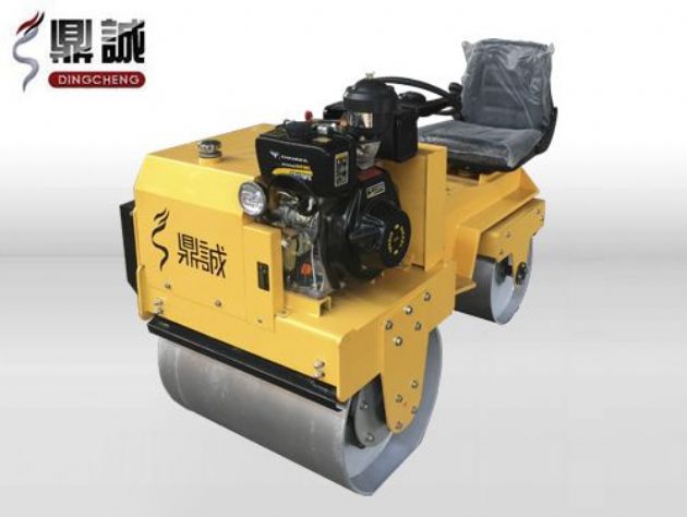 點擊查看詳細信息<br>標題：DC850C座駕式壓路機 閱讀次數：15497